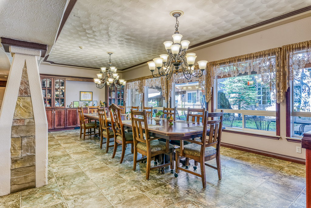 dining room area with table and chairs