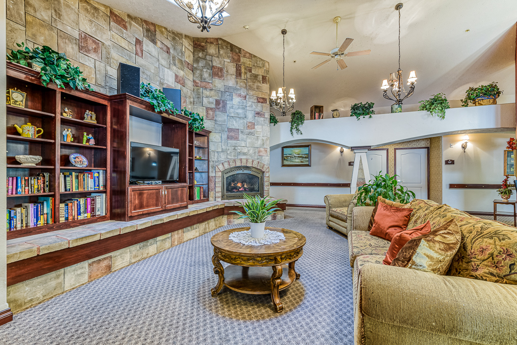 lounge area with bookshelf